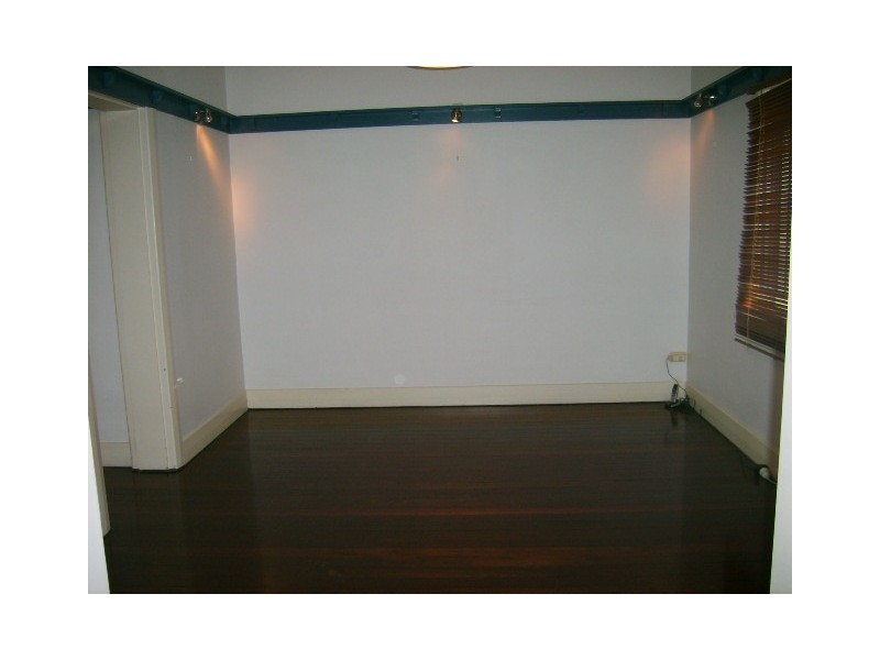 2/15 Roche Ave, Bowen Hills QLD 4006