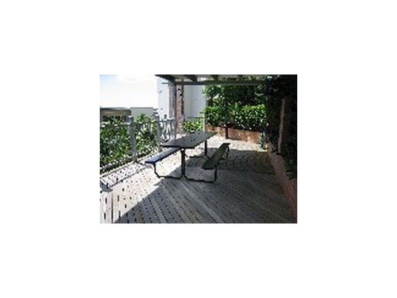 1/14 Macquarie Street, Newstead QLD 4006