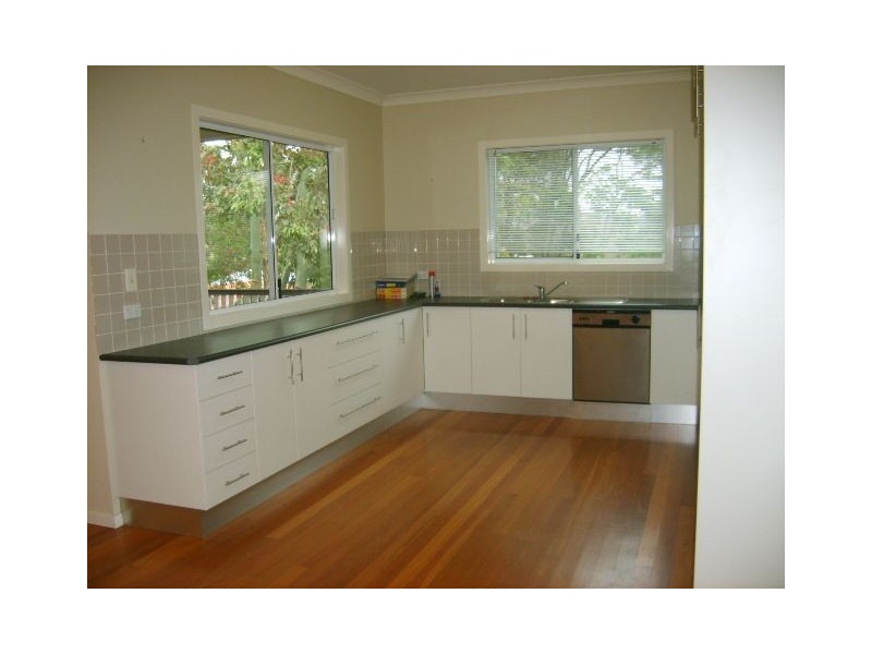 18 Dundonald Street, Everton Park QLD 4053