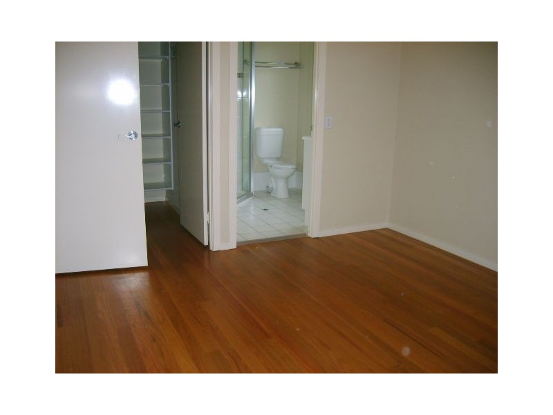 18 Dundonald Street, Everton Park QLD 4053