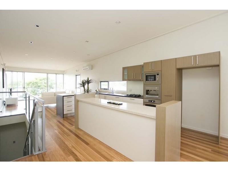 East Brisbane QLD 4169