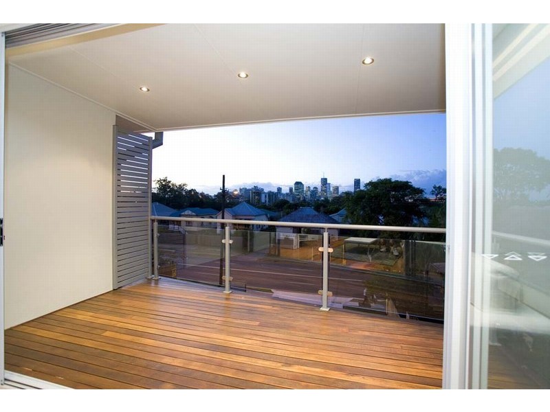 East Brisbane QLD 4169