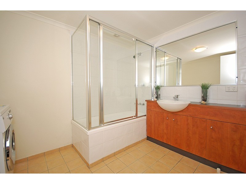 1/56 Mark Street, New Farm QLD 4005