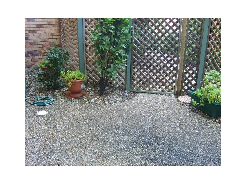 2/10 Denman St, Alderley QLD 4051