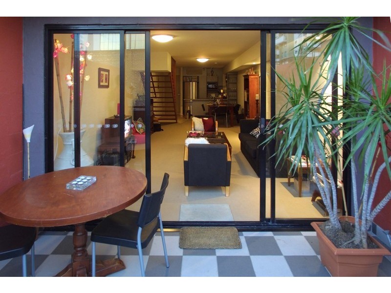 4/60 Raff Street, Brisbane QLD 4000