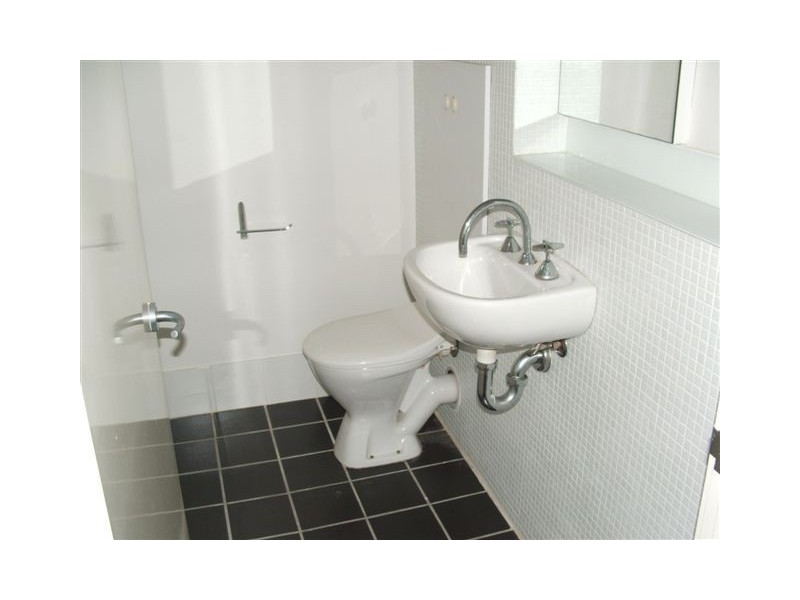 412/88 Macquarie Street, Newstead QLD 4006