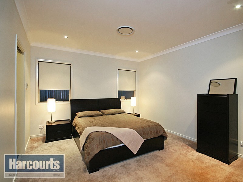 12 Patricia Drive, The Gap QLD 4061