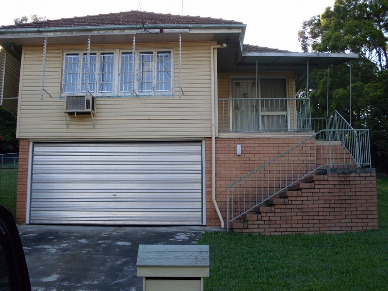 129 Glen Retreat Road, Mitchelton QLD 4053