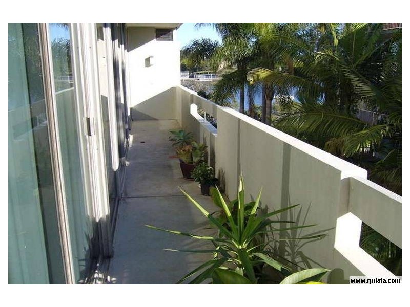 11/128 Oxlade Dr, New Farm QLD 4005