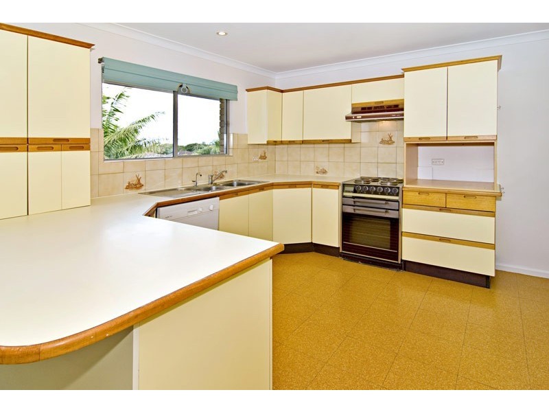 19 Valiant Street, Chermside West QLD 4032