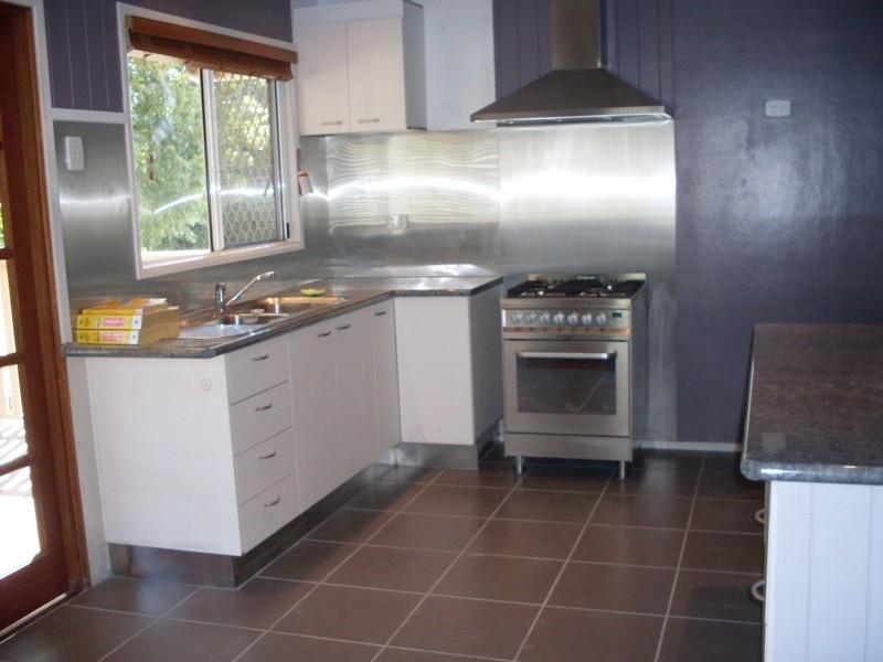 16 Wendover Street, Keperra QLD 4054