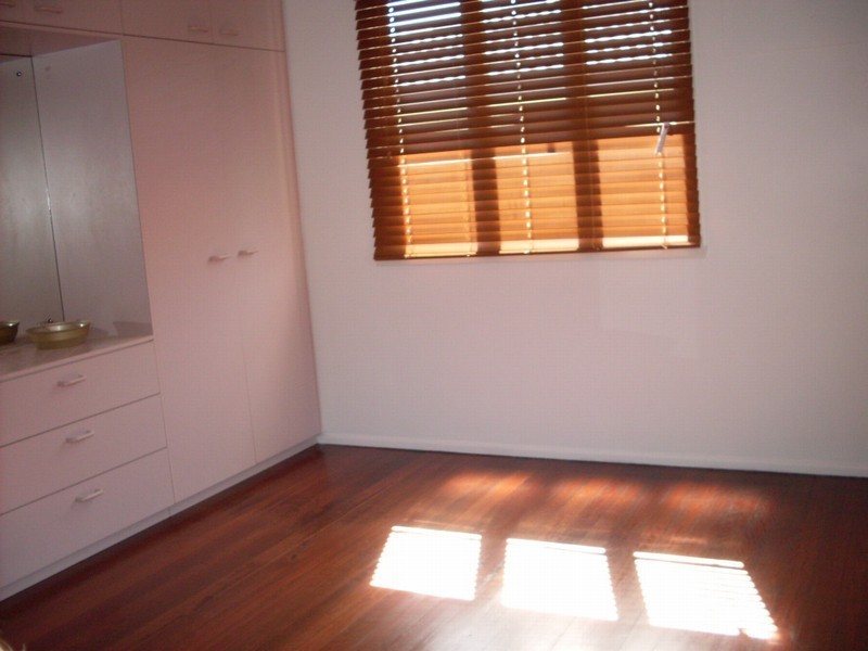 16 Wendover Street, Keperra QLD 4054