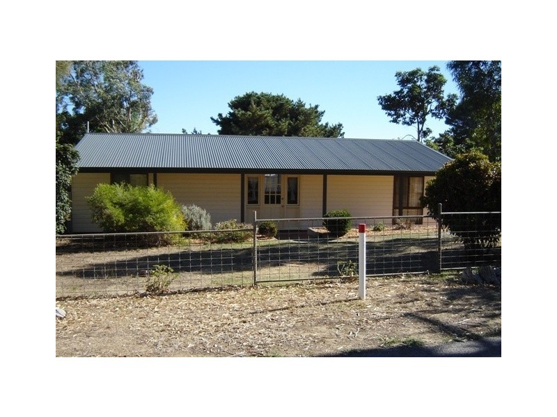 16 Carrickalinga Road, Carrickalinga SA 5204