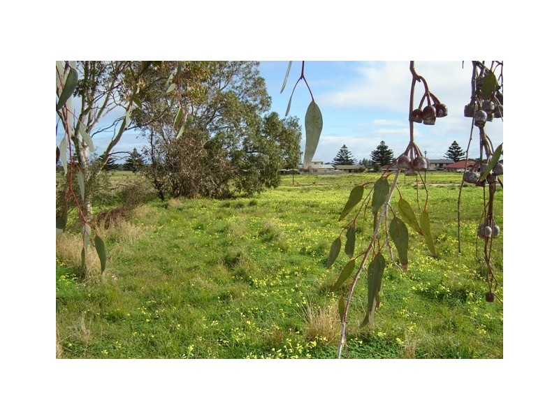 * Bungala Estate, Normanville SA 5204