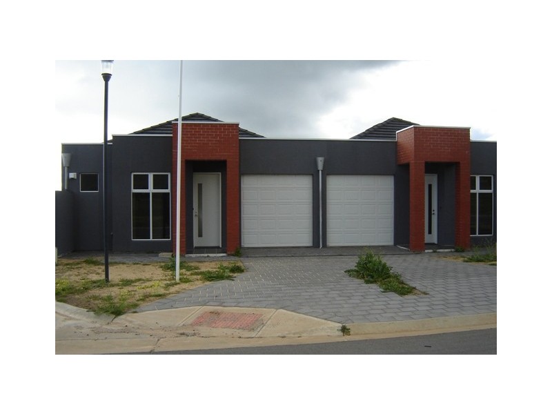 3 and 4/19 Troon Drive, Normanville SA 5204