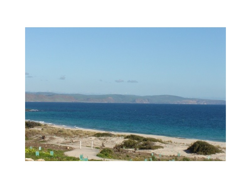 71 Elizabeth Crescent, Carrickalinga SA 5204