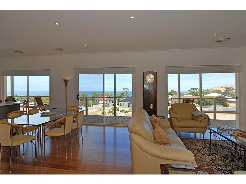 15 Merino Avenue, Carrickalinga SA 5204