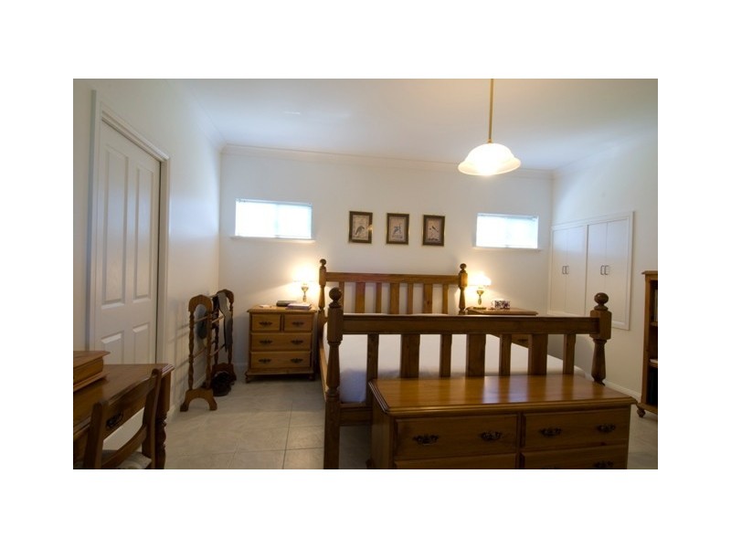 33 Mountain Avenue, Normanville SA 5204