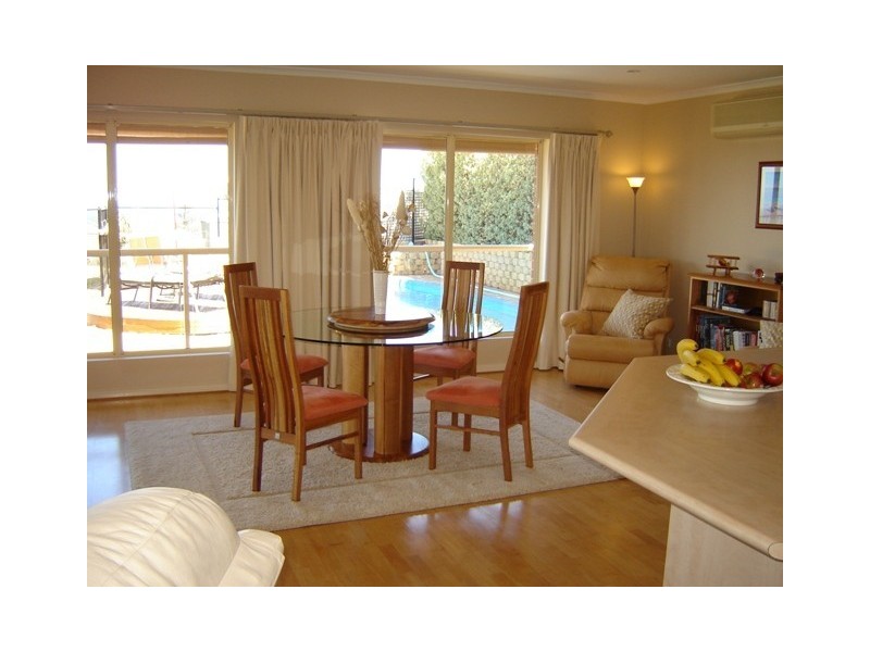 10 Seaview Crescent, Normanville SA 5204