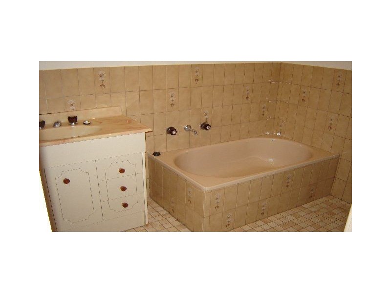 2/8 Barton Street, Yankalilla SA 5203