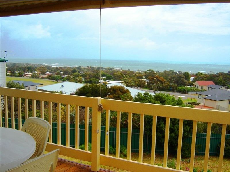 1 Stacey Drive, Carrickalinga SA 5204