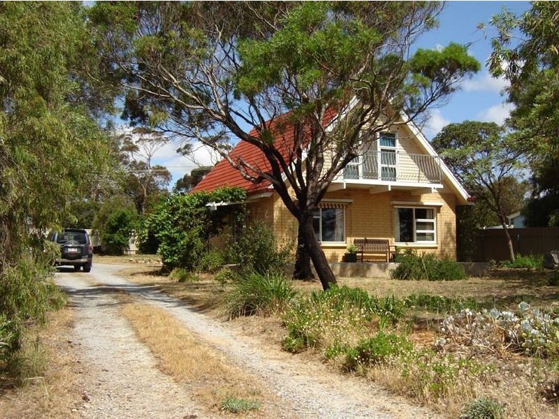 17 Carrickalinga Road, Normanville SA 5204