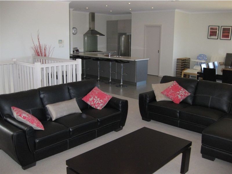 26 Stacey Drive, Carrickalinga SA 5204
