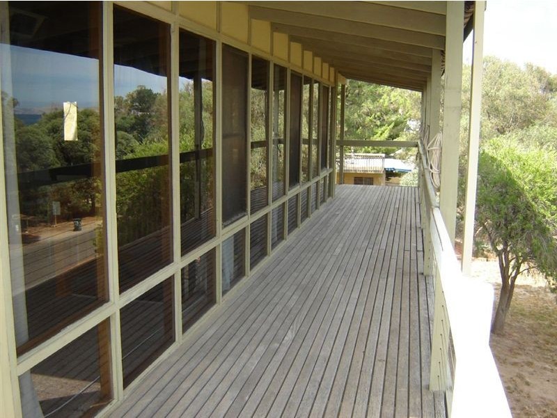 65 Elizabeth Cres, Carrickalinga SA 5204