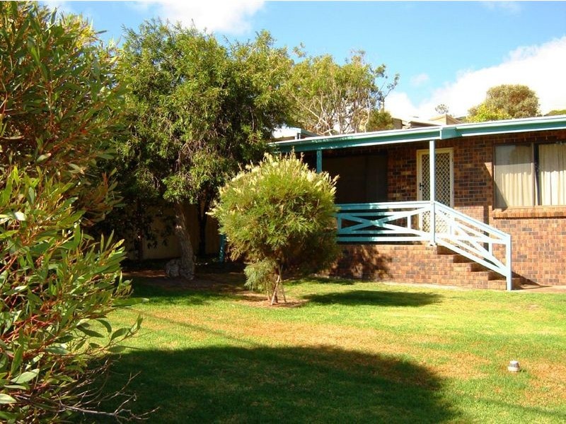 33 Elizabeth Crescent, Carrickalinga SA 5204