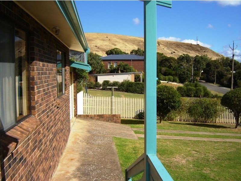 33 Elizabeth Crescent, Carrickalinga SA 5204