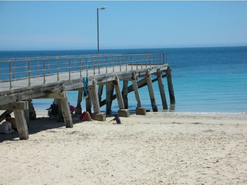 Units 2&3/4 Cheeseman Street, Normanville SA 5204