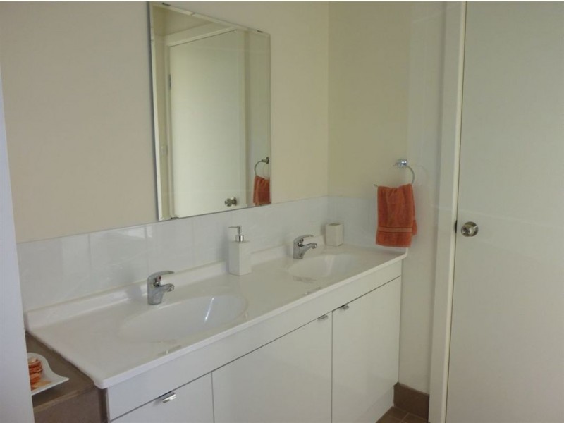 Units 2&3/4 Cheeseman Street, Normanville SA 5204