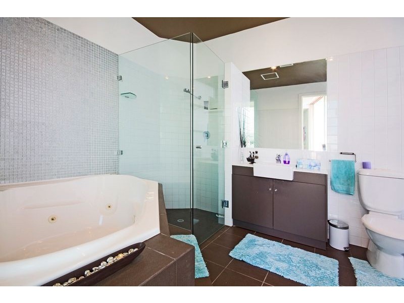 4/1 North Esplanade, Glenelg North SA 5045