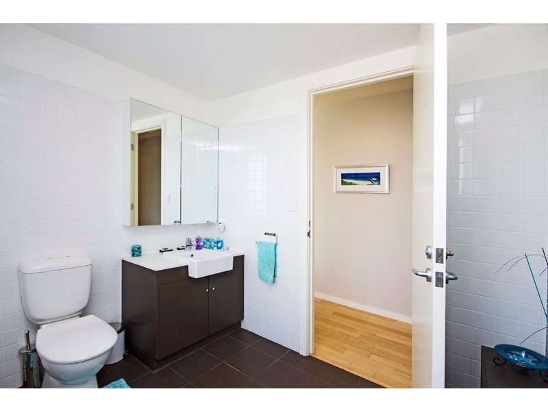 4/1 North Esplanade, Glenelg North SA 5045