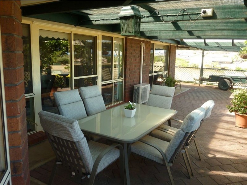 6 Merino Avenue, Carrickalinga SA 5204