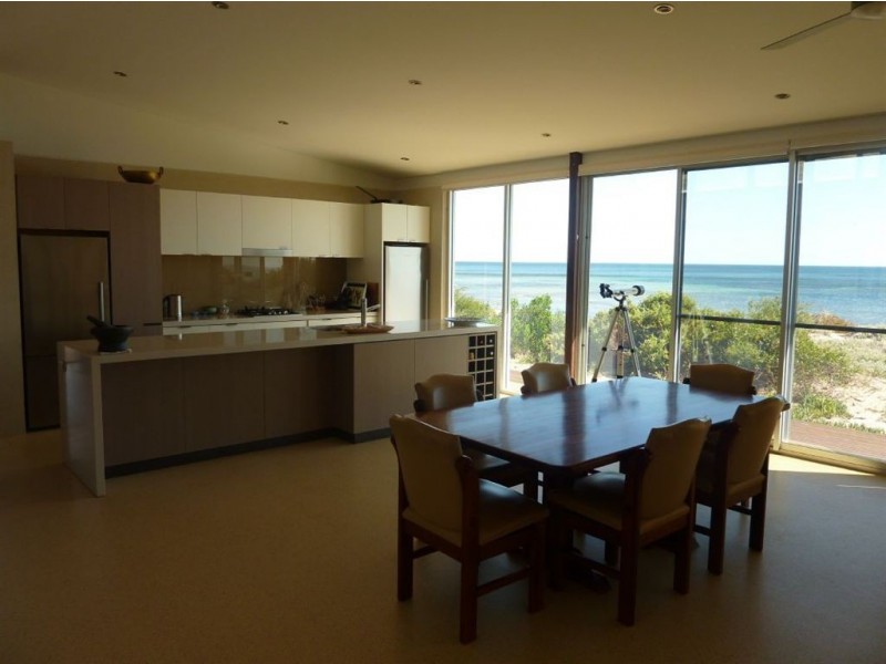 Shack 18 Willis Drive, Lady Bay, Normanville SA 5204
