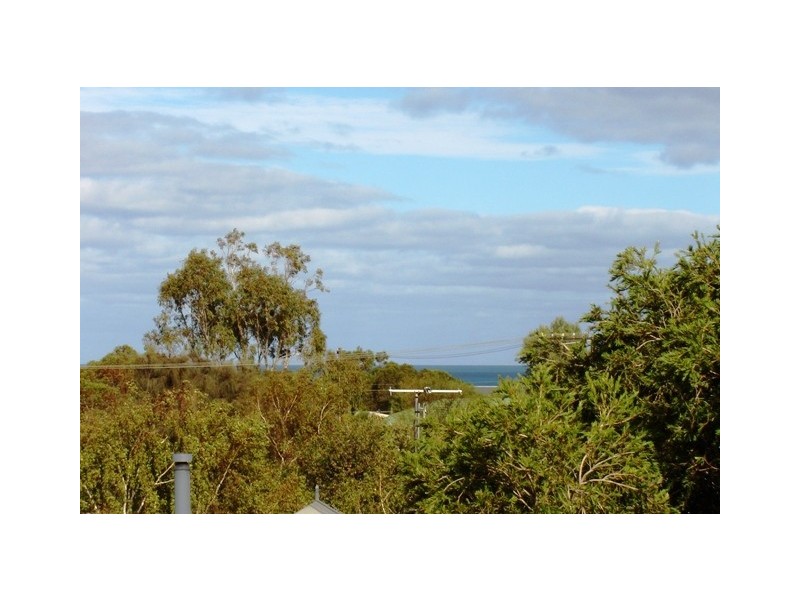 18 Broadbeach Drive, Carrickalinga SA 5204
