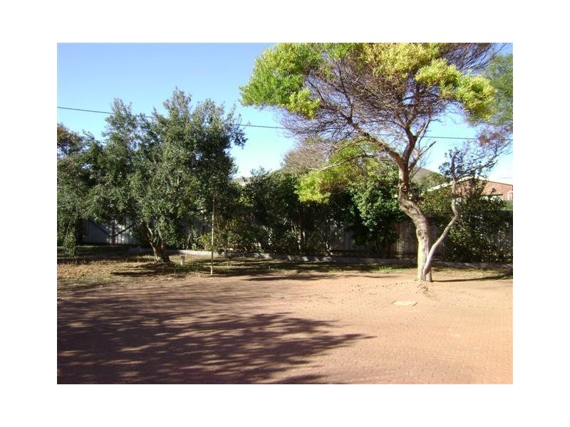 18 The Esplanade, Sellicks Beach SA 5174