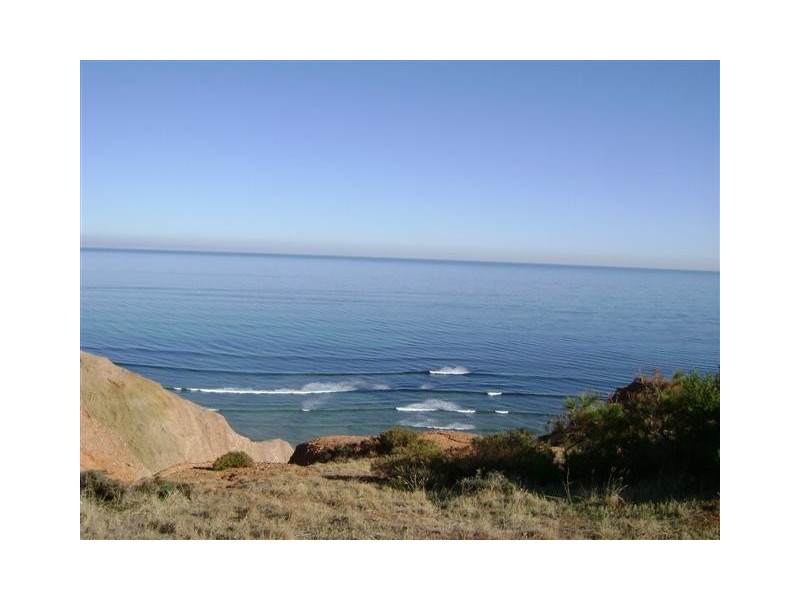 18 The Esplanade, Sellicks Beach SA 5174