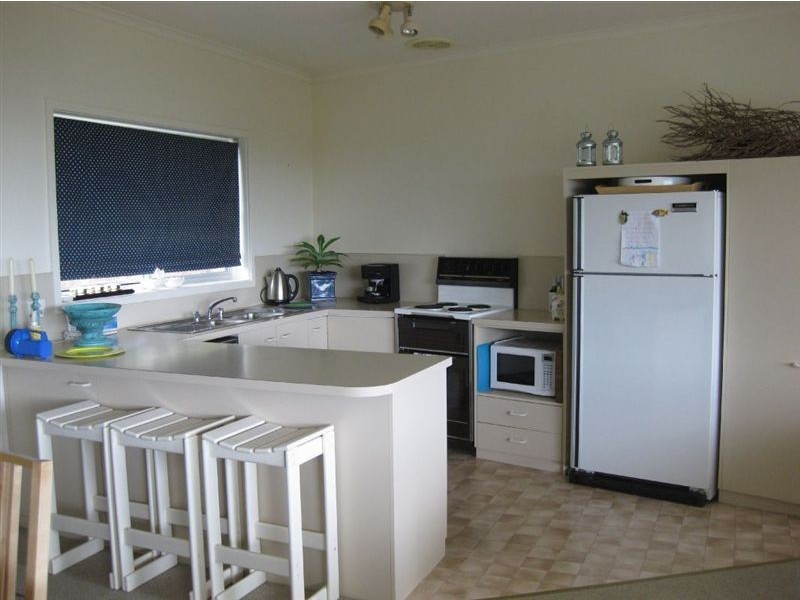 7 Elizabeth Crescent, Carrickalinga SA 5204