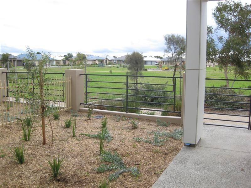 12 Goshawk Walk, Aldinga Beach SA 5173