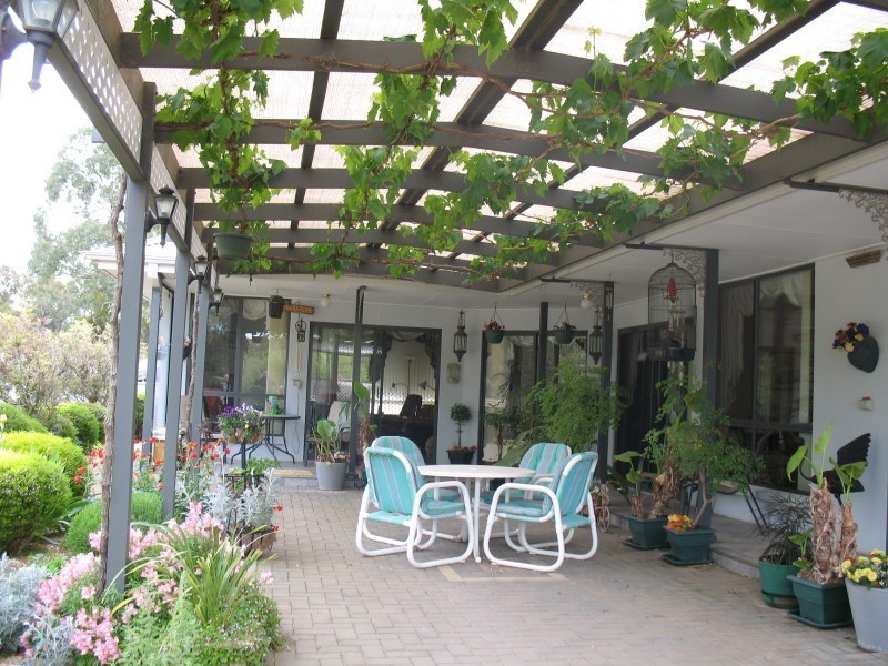 4 Barons Court, Greenock SA 5360