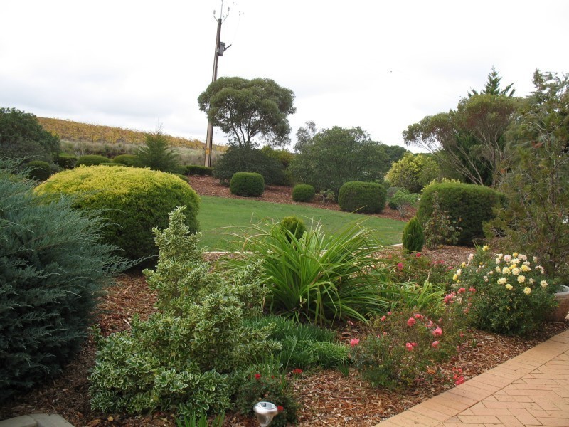 8 Victor Road, Greenock SA 5360