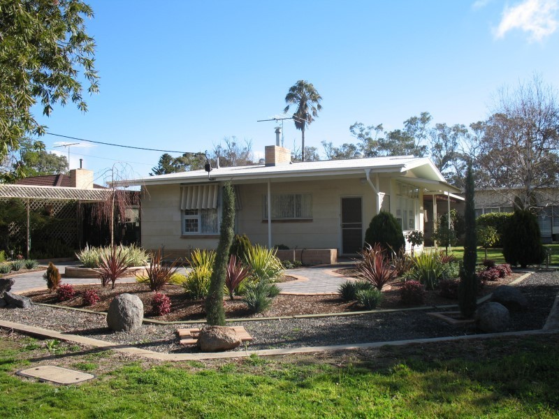 8 Para Ave, Nuriootpa SA 5355