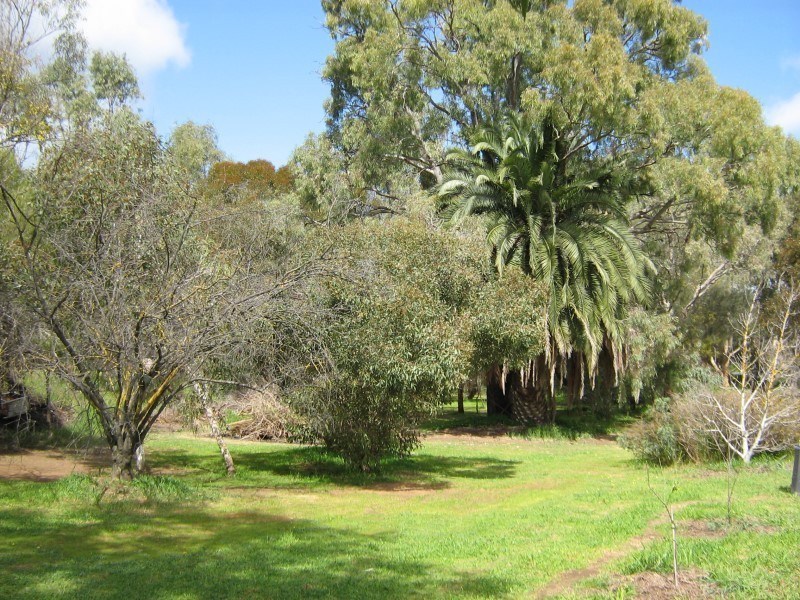 32 Adelaide Road, Greenock SA 5360