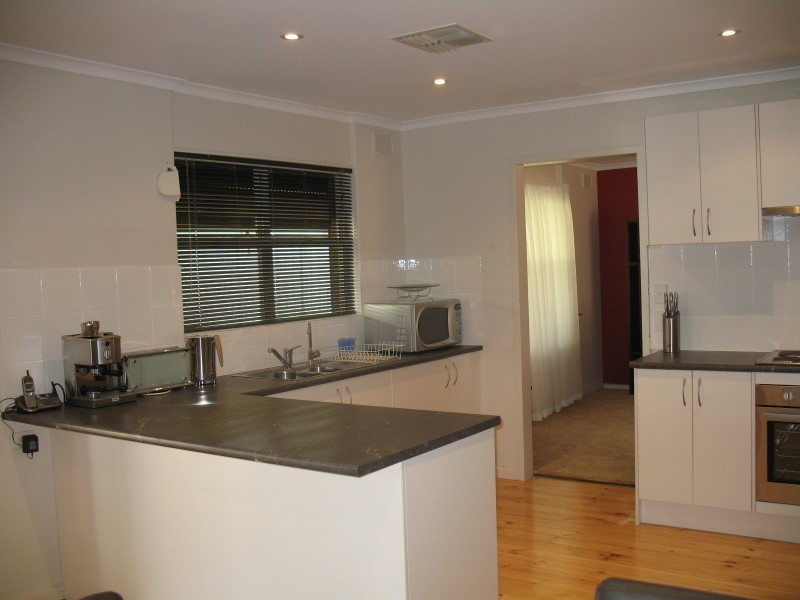 16 First Avenue, Tanunda SA 5352