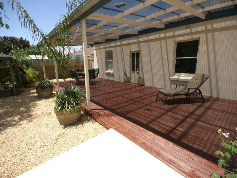 27 Fourth Street, Nuriootpa SA 5355