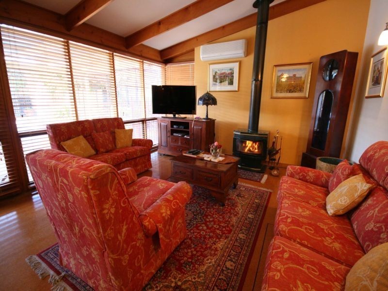 15 Maria Street, Tanunda SA 5352