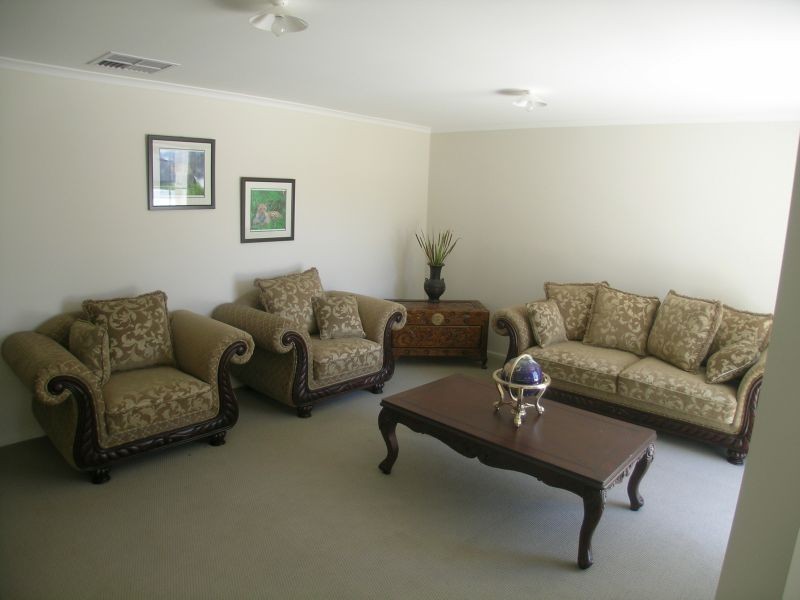 11 John Dallwitz Avenue, Angaston SA 5353