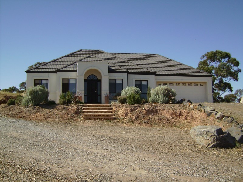 8 Player Court, Angaston SA 5353
